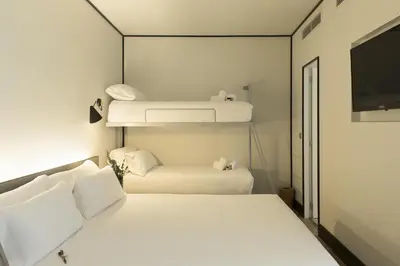 Cama o camas de una habitación en ICON Embassy