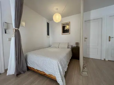 Cama o camas de una habitación en Lovely studio con balconcitos