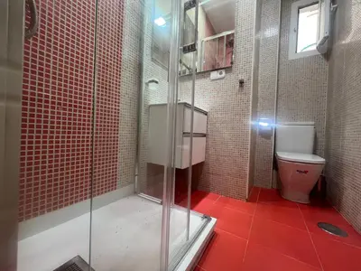 Un baño de Retiro Atocha Paseo Del Prado , Madrid