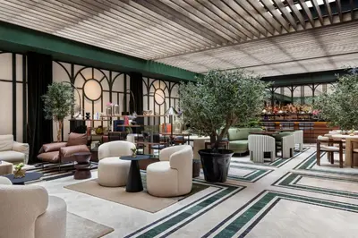 Zona de estar de TÓTEM Madrid, a Small Luxury Hotel of the World