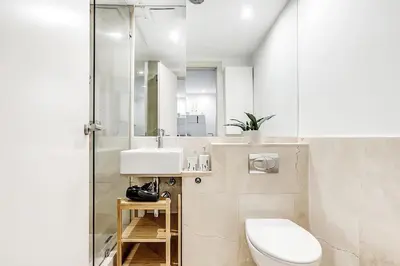 Un baño de New Heima Gran Vía D