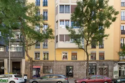 Edificio en el que se encuentra el apartamento