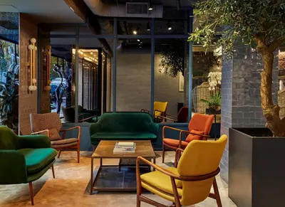 Zona de estar de Hotel Indigo Madrid - Princesa by IHG