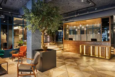 Zona de estar de Hotel Indigo Madrid - Princesa by IHG