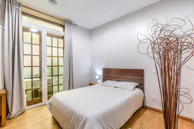 Cama o camas de una habitación en MyHouseSpain - Fuencarral and Gran Vía