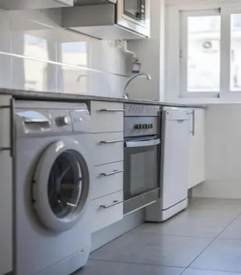 Una cocina o zona de cocina en Plaza de las Ventas II - Diseño, confort y buena ubicación