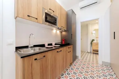 Una cocina o zona de cocina en The Golden Lady (1)