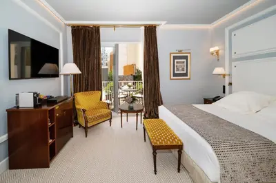 Cama o camas de una habitación en Wellington Hotel & Spa Madrid