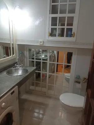 Un baño de Hab compartida masculina