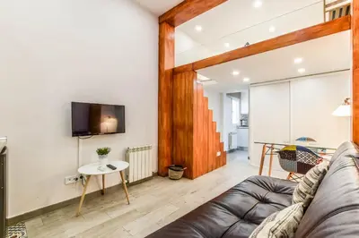 Plano de loft reformado en chueca para 4 personas ALQUILER TEMPORAL