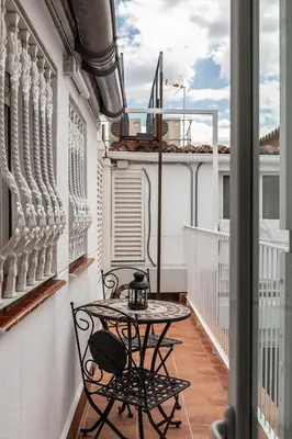 Un balcón o terraza de Waou Apartamentos en Sol Confort 1