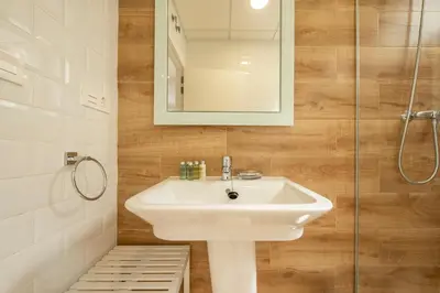 Un baño de Minty Stay - Galdo
