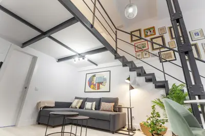 Zona de estar de Apartamento Bernabeu Loft en Madrid