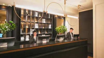 Clientes alojados en Hotel Regina
