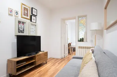 Plano de apartamento en la plaza de lavapies ALQUILER TEMPORAL