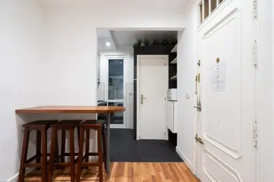 Plano de apartamento en la plaza de lavapies ALQUILER TEMPORAL