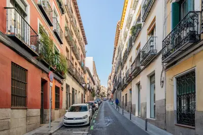 Plano de apartamento en la plaza de lavapies ALQUILER TEMPORAL