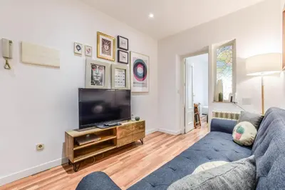Plano de apartamento en la plaza de lavapies ALQUILER TEMPORAL