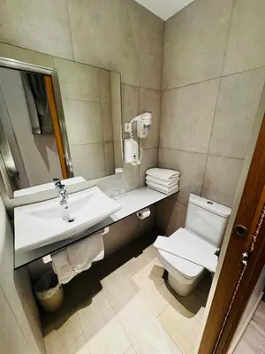 Un baño de Hostal Cervelo