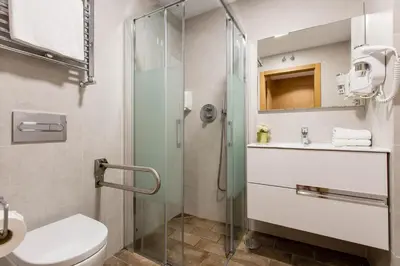 Un baño de Hostal Cervelo