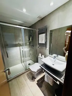 Un baño de Hostal Cervelo