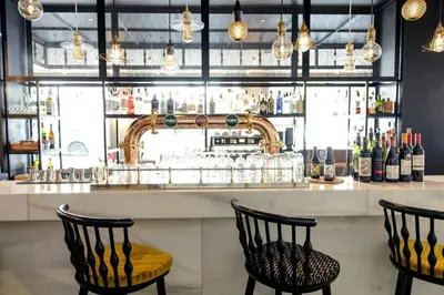 Bebidas en Motel One Madrid-Plaza de España