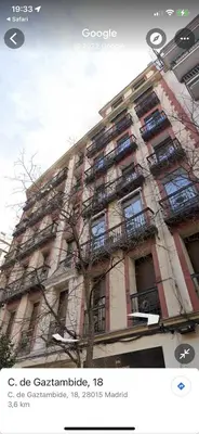 Edificio en el que se encuentra el apartamento