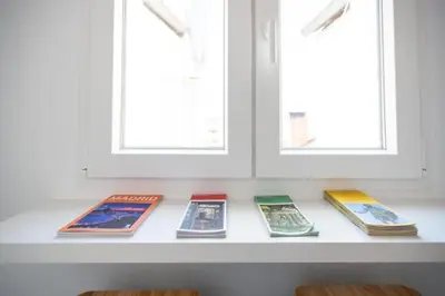 Biblioteca en el apartamento