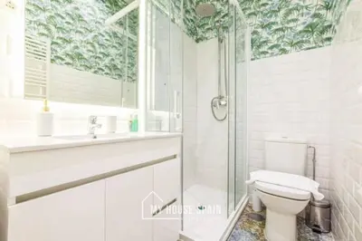 Un baño de MyHouseSpain - Estrena apartamento en el centro de Madrid - Atocha