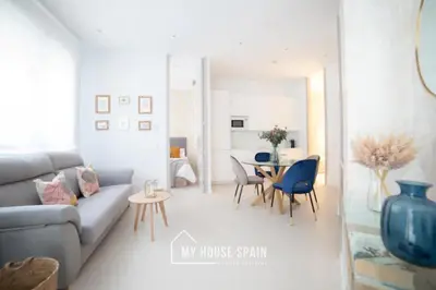 Zona de estar de MyHouseSpain - Nuevo apartamento junto al Bernabéu