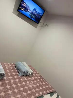 Una televisión o centro de entretenimiento en Corazón de gran vía infantas 7