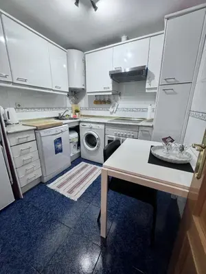 Una cocina o zona de cocina en Precioso piso en Sol Madrid - 2 hab