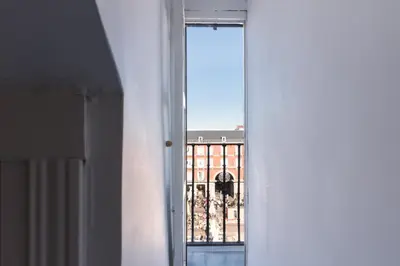 Un balcón o terraza de Historic penthouse Plaza Mayor in Madrid