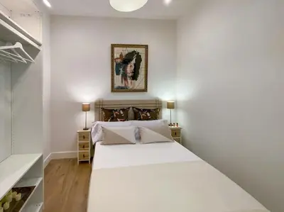 Plano de NEW Lavapies Spacious flat, 2 bedrooms and 2 balconies