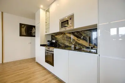 Una cocina o zona de cocina en El Cielo: Lujoso Ático en Madrid Centro