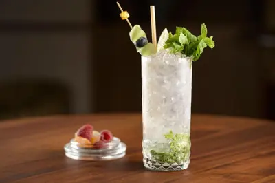 Bebidas en AC Hotel Recoletos by Marriott