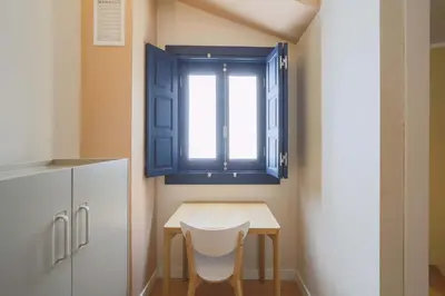 Plano de Housing Plaza Mayor by SharingCo