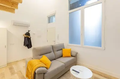 Zona de estar de Amplio piso a 300m de Retiro