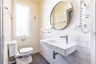 Un baño de loft reformado en goya ALQUILER TEMPORAL