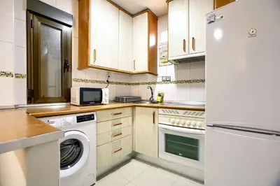 Una cocina o zona de cocina en Madrid Delicias II - Apartamento de 1 dormitorio