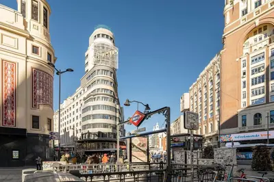 Edificio en el que se encuentra el apartamento