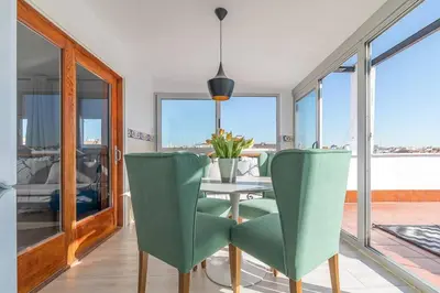 Zona de estar de Apartamento con terraza en Barrio de Salamanca