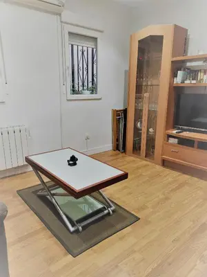 Una televisión o centro de entretenimiento en Comfortable Atocha-Museums