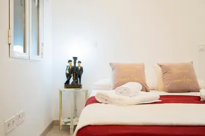 Cama o camas de una habitación en For You Rentals COZY APARTMENT TEMPORAL IN BARRIO SALAMANCA JOG48