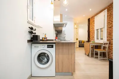 Una cocina o zona de cocina en For You Rentals COZY APARTMENT TEMPORAL IN BARRIO SALAMANCA JOG48