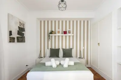 Cama o camas de una habitación en Piso con vistas al Parque del Retiro