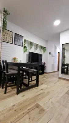 Una televisión o centro de entretenimiento en Almendrales
