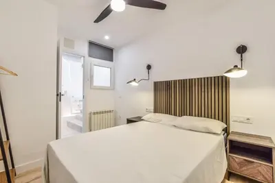 Cama o camas de una habitación en MyHouseSpain - Fantastico piso nuevo cerca del centro