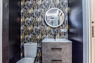 Un baño de MyHouseSpain - Fantastico piso nuevo cerca del centro