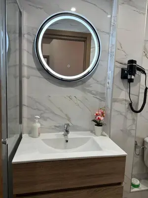 Un baño de amor por madrid infantas 7,1